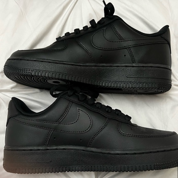 👟BRAND NEW • Nike Air Force 1 '07 LE Low . 💯 authentic - Picture 10 of 15